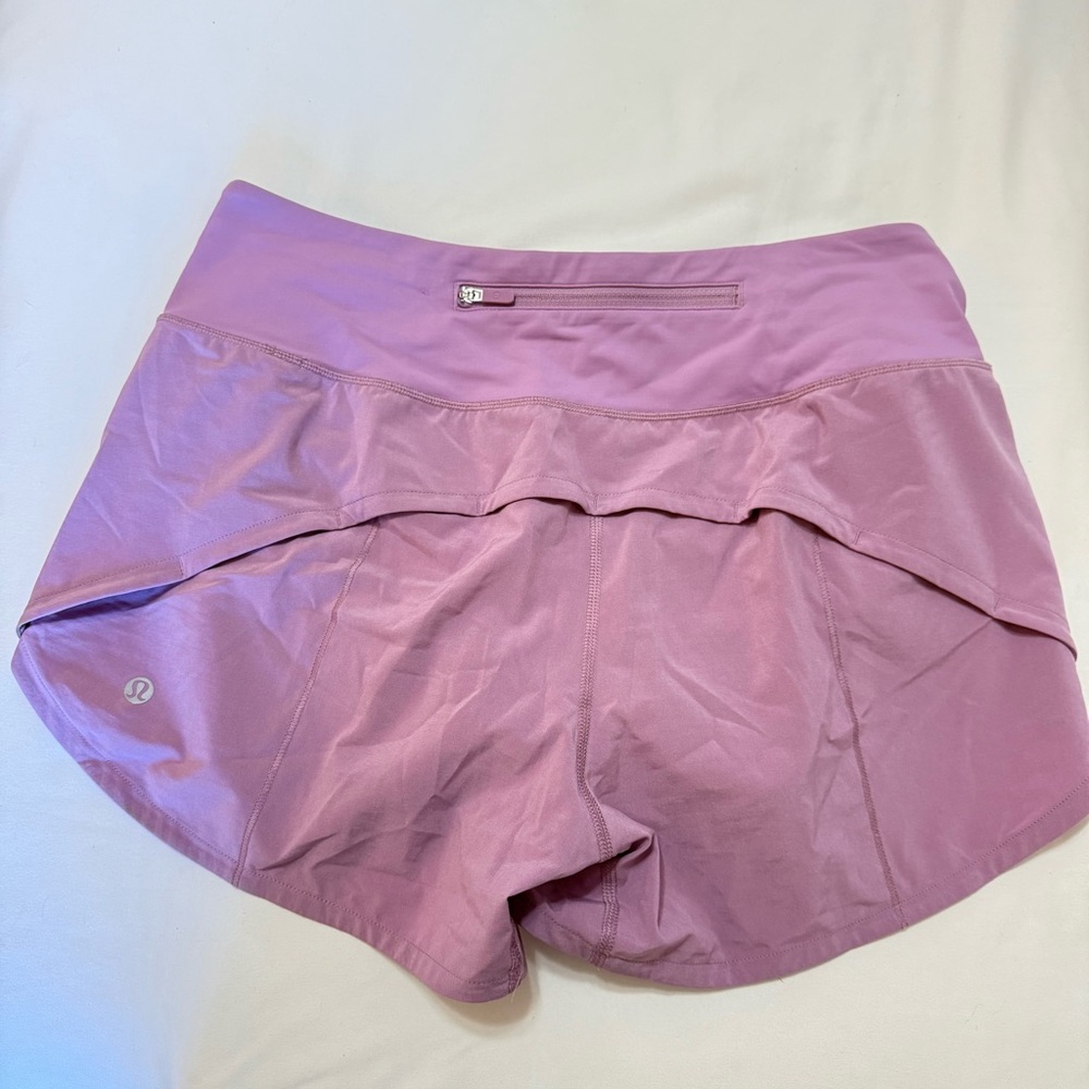 Lululemon Speed Up Shorts Tall 4” Size 6